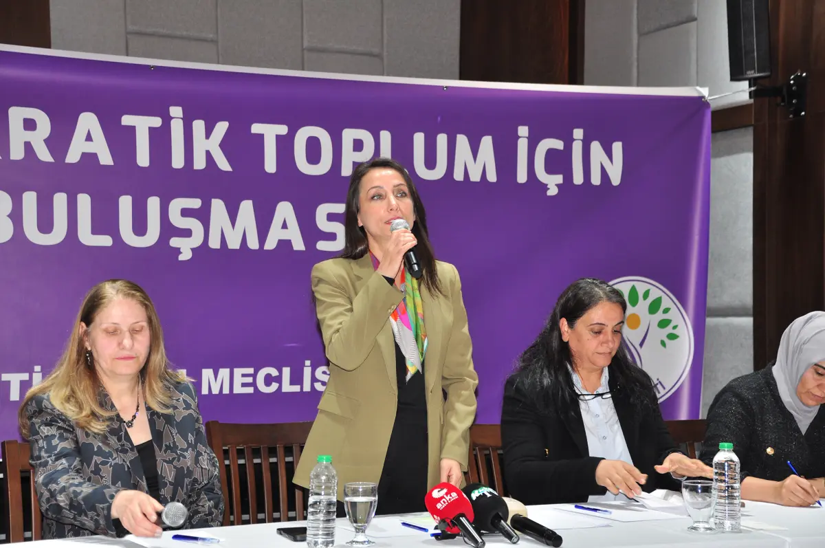 DEM Parti’den Barış Çağrısı: “Hiçbir Annenin Acısı Diğerinden Üstün Değildir”