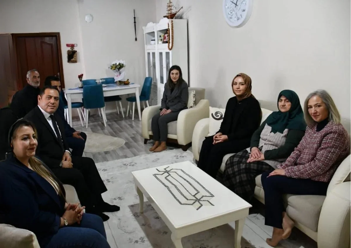 Kars’ta Kahraman Şehit Ailelerine Vefa Ziyareti: “Gönlümüz ve Kapımız Her Zaman Açık”