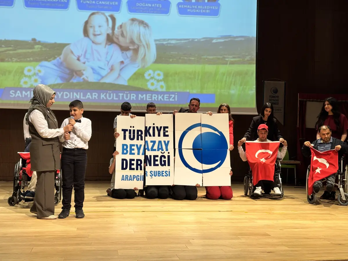 Arapgir’de Engelliler Haftası ve Anneler Günü Birlikte Kutlandı: Sevgi ve Dayanışma Vurgusu