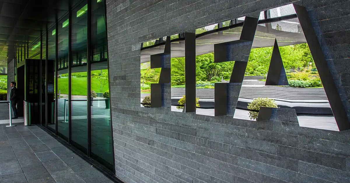 FIFA’dan 3 Türk Kulübüne Ağır Darbe: 3 Dönem Transfer Yasağı Geldi