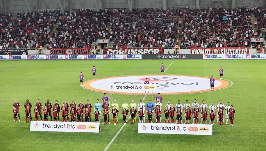 Çorum FK’da Final Heyecanı: Rövanş Maçı Biletleri Tükendi, Taraftar Desteğiyle Süper Lig Hedefi