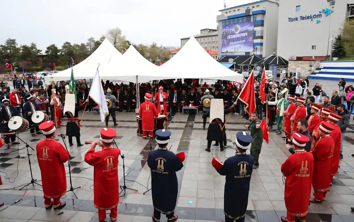 Erzurum 19 Mayıs’ı Coşkuyla Kutladı: Mehter, Halk Oyunları ve Gençlik Ruhu Sahnedeydi