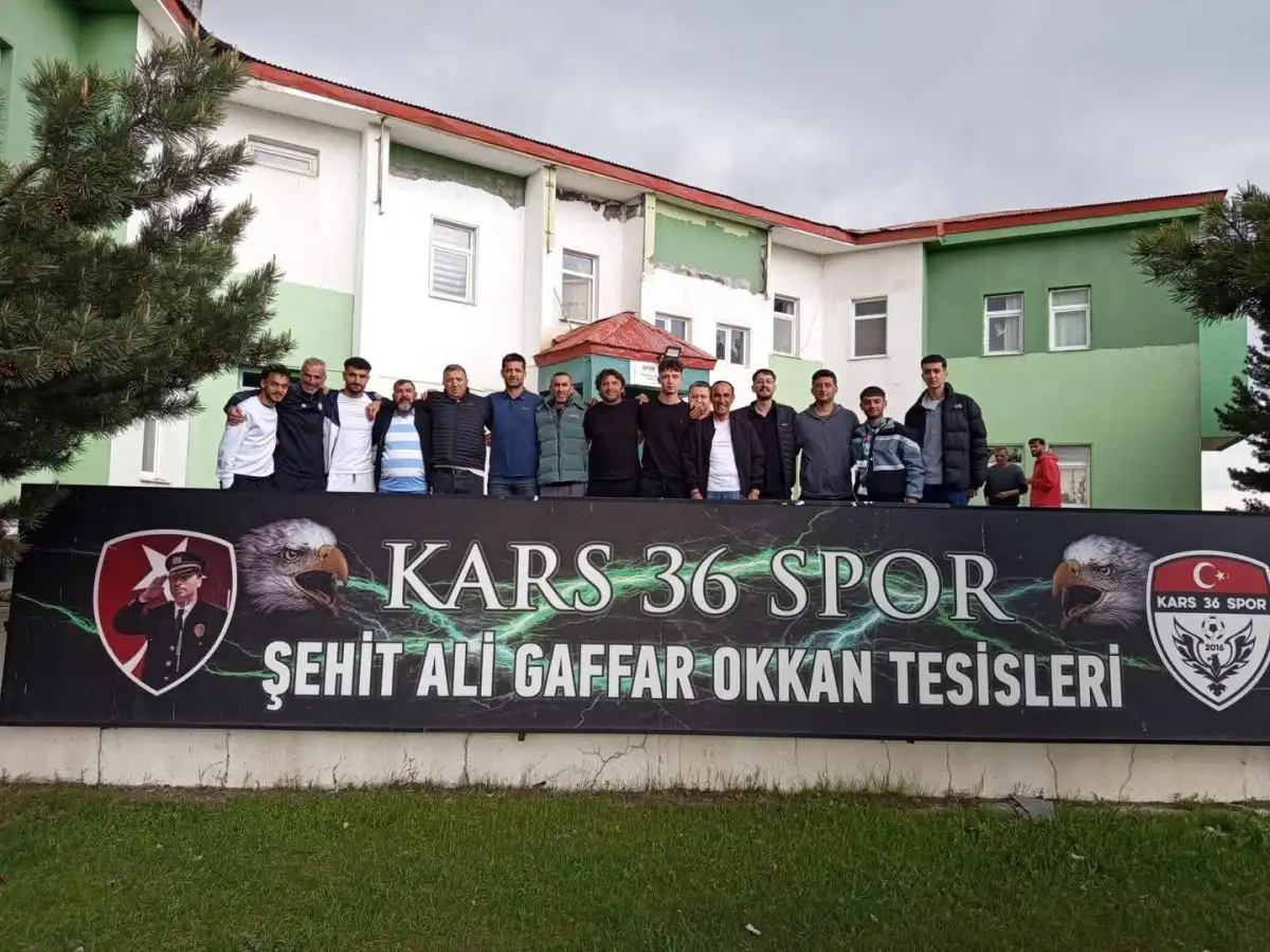Harbiler36’dan Kars 36 Spor’a Bayram Ziyareti: Hedef 3. Lig’e Yükselmek