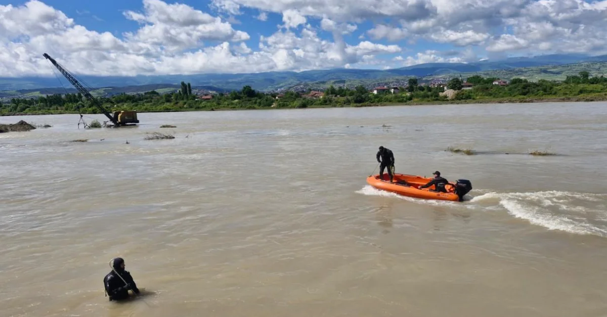 Tokat’ta Kelkit Çayı’na Düşen İki Genç İçin Nefes Kesen Arama Kurtarma Çalışmaları Devam Ediyor