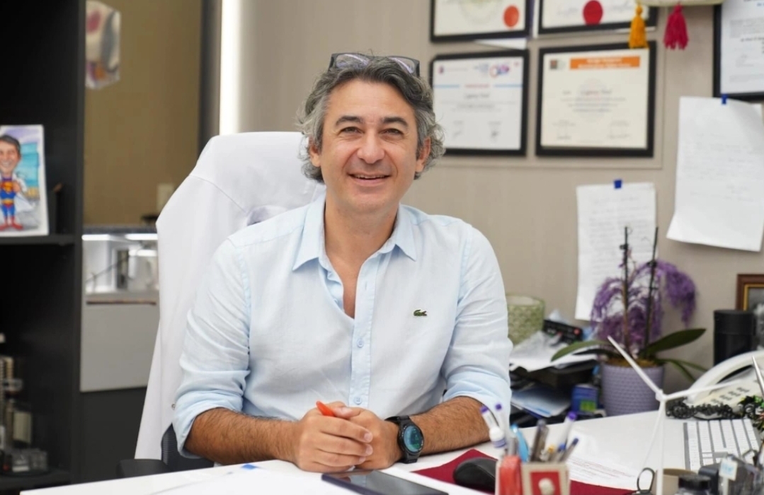 GÖĞÜS CERRAHİSİNDE ROBOTİK DEVRİM: HASTALAR DAHA GÜVENLİ VE KONFORLU TEDAVİYE ULAŞIYOR