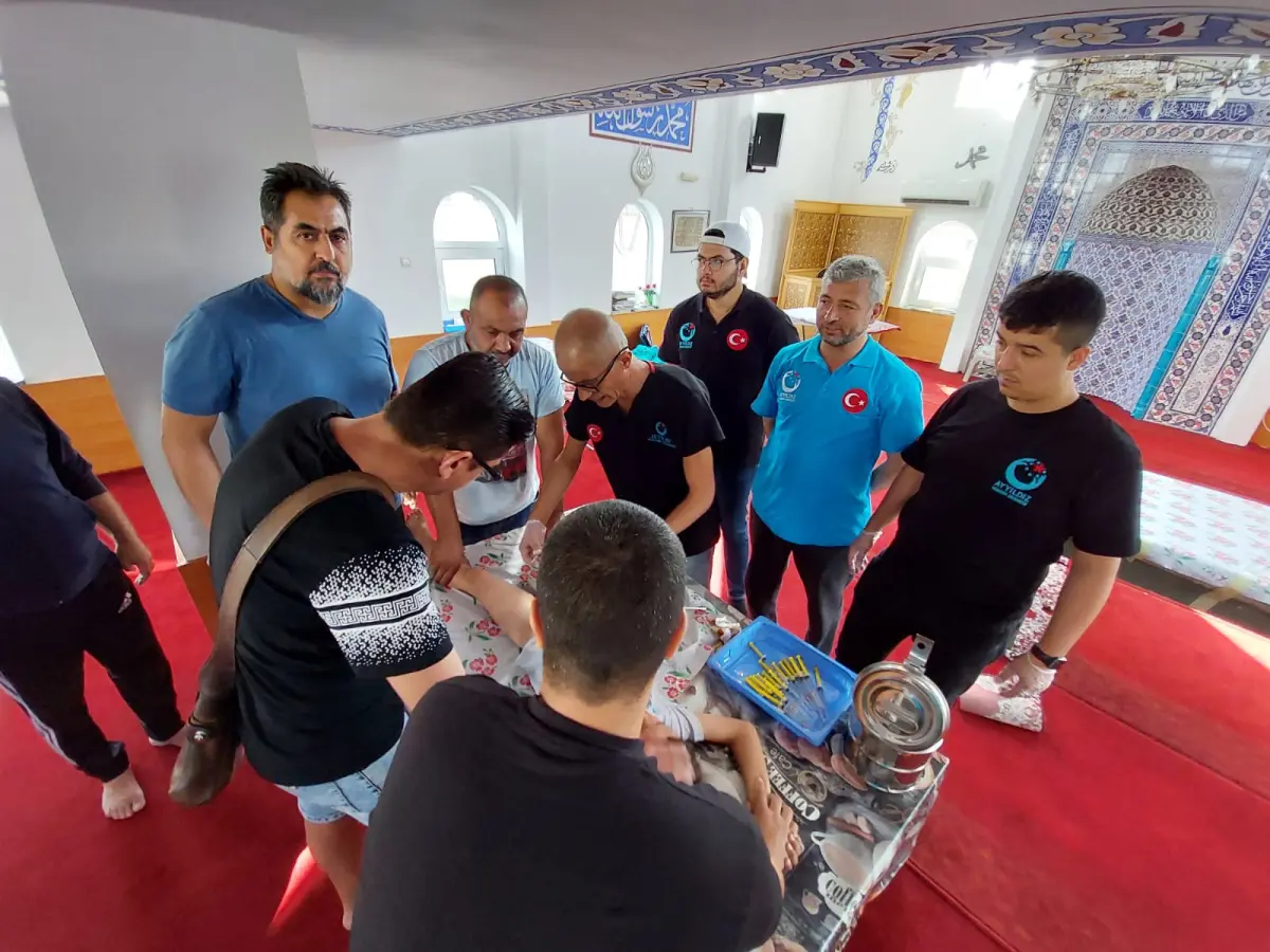 Ayyıldız Derneği Balkanlar’da İhtiyaç Sahibi Çocuklar İçin Sünnet Organizasyonu Düzenliyor