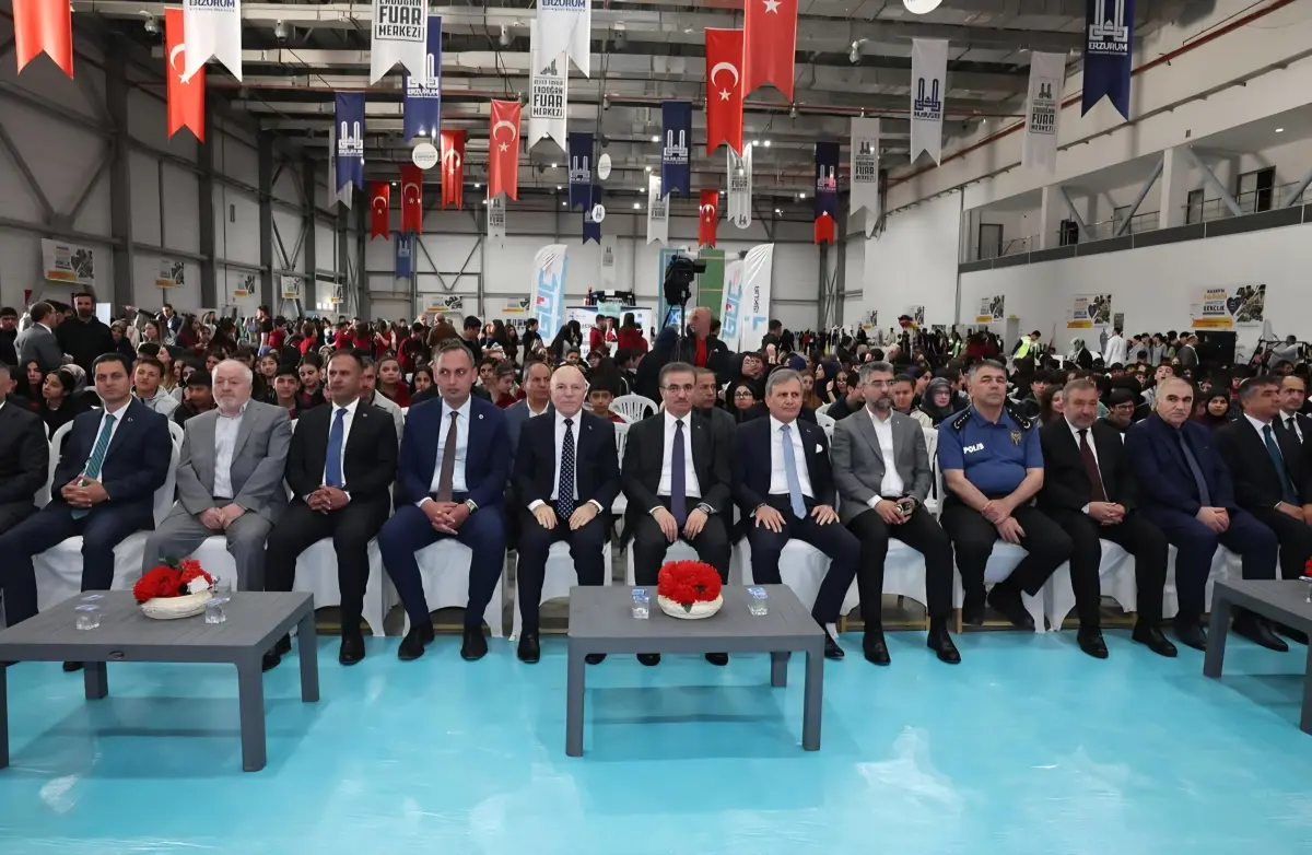 Erzurum’da Mesleki Eğitim Fuarı Açıldı: Gençler Geleceğin Mimarı Oluyor