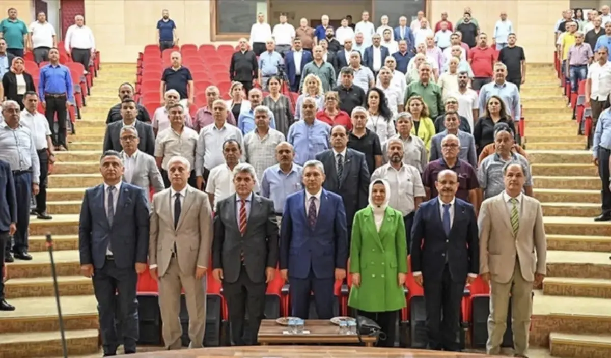 Antalya Muhtarları Bilgi ve Kapasite Artırma Yolunda: Muhtarlar Akademisi İlk Dersle Başladı