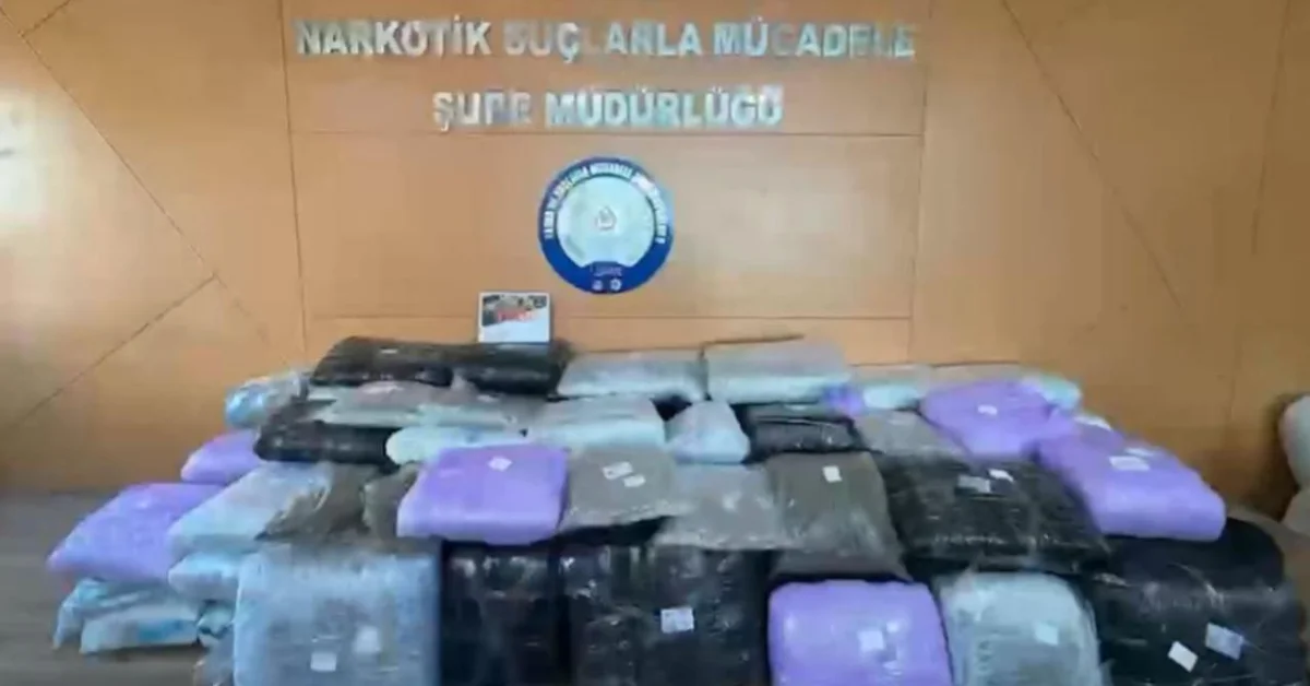 İzmir’de Narkotik Şoku: 371 Kilo Uyuşturucu Ele Geçirildi, 1 Şüpheli Tutuklandı