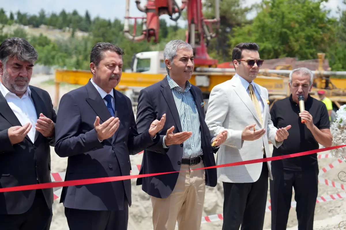 Beypazarı’nda Yargı Mensupları İçin Modern Lojmanlar Yükseliyor: Temel Atma Töreni Gerçekleştirildi