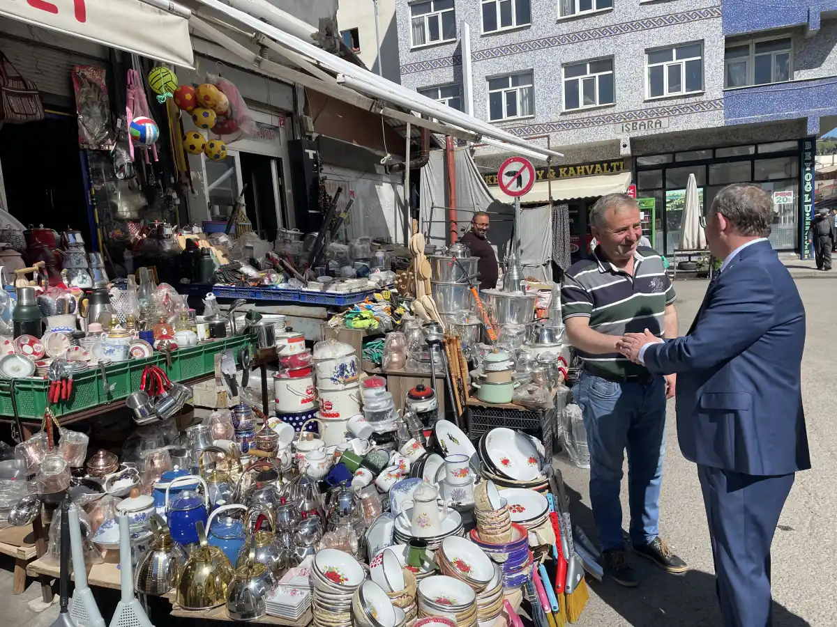 Kars Valisi Ziya Polat’tan Esnafa Ziyaret: “Devletimiz Her Zaman Vatandaşının Yanında”