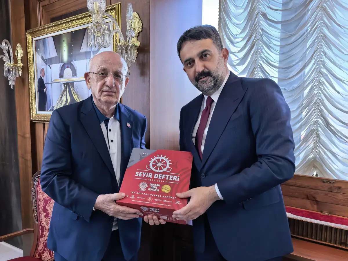 AKK Başkanı Halil İbrahim Yılmaz’dan Eski TBMM Başkanı İsmail Kahraman’a Ziyaret