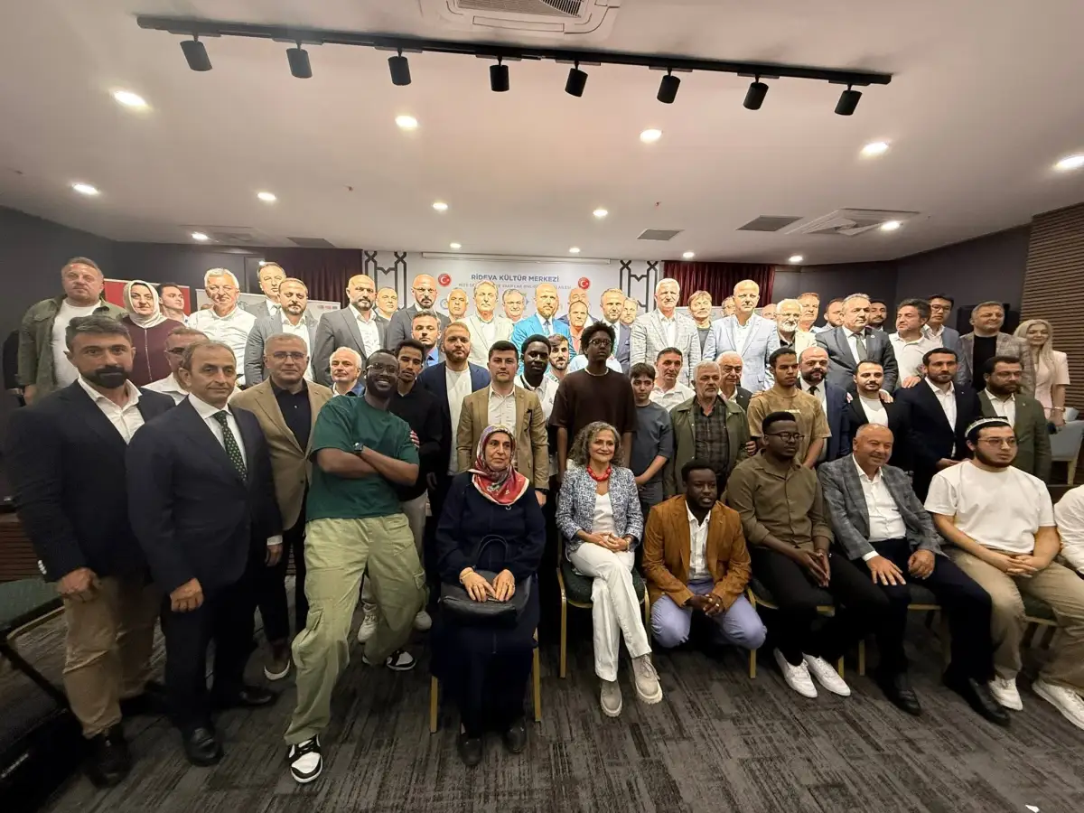 Bilal Erdoğan’dan Gençlere Think Tank Mesajları: Rize’de Zihin Yansımaları Zirvesi