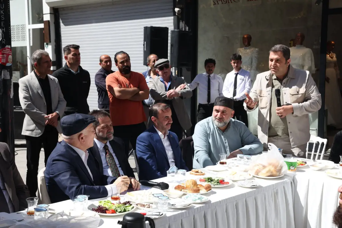 Erzurum’da Tarihi Taşmağazalar Yıkılmıyor: Başkan Sekmen’den Esnafa Müjde