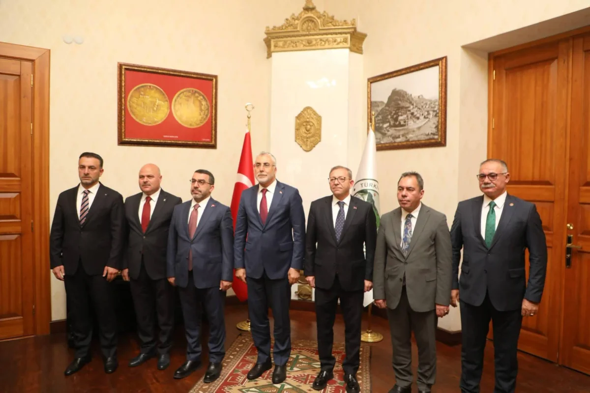 Bakan Işıkhan Kars’ta: İstihdam, Yatırımlar ve Sosyal Destekler Değerlendirildi