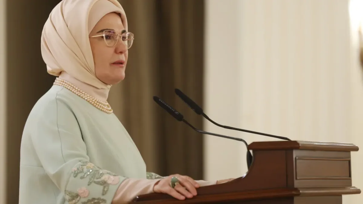 Emine Erdoğan’dan Deprem Bölgesindeki Eğitim Çalışmalarına Tam Destek: Umut Yeşertiyorlar