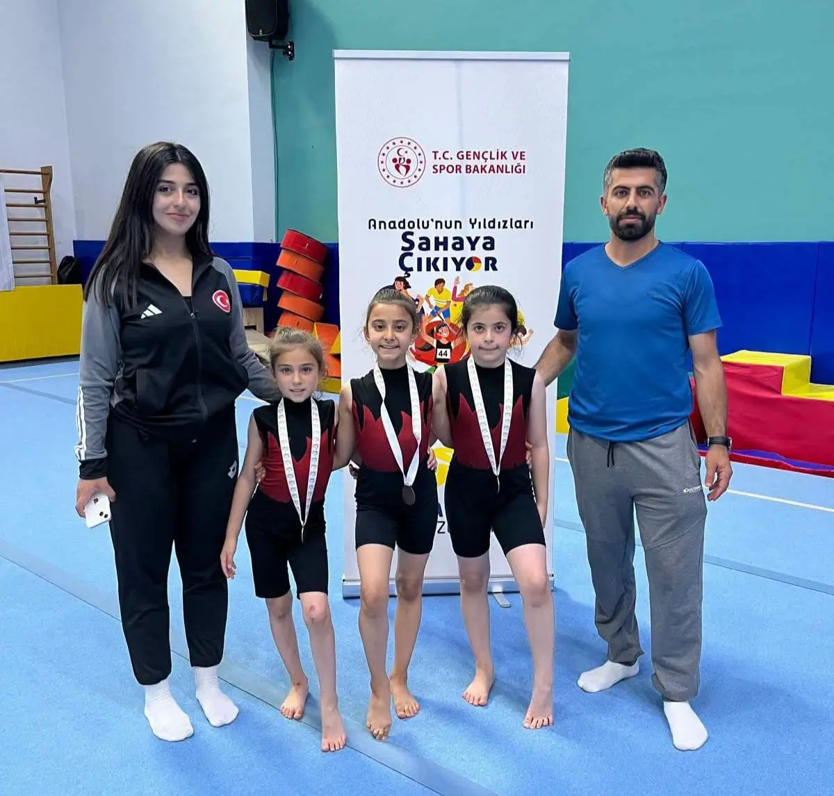 Karslı Jimnastikçiler Yarı Finalde: Disiplin ve Başarının Örnekleri