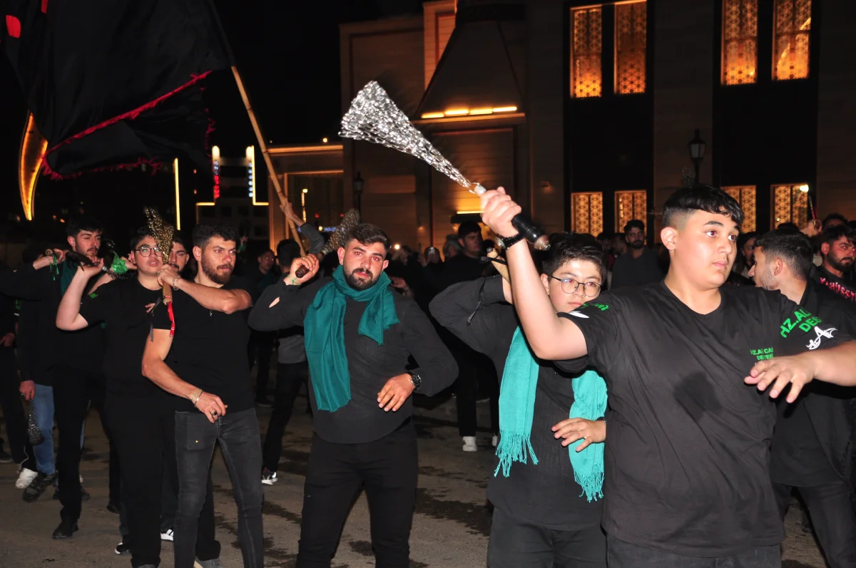 Kars’ta Tasua Yürüyüşü: Kerbela Şehitleri Anıldı, Birlik Mesajları Verildi