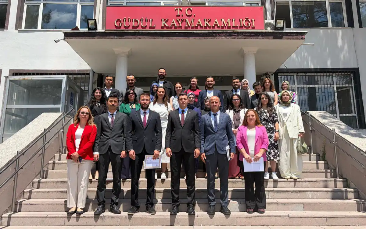 Kaymakam Naim Akar’dan Başarılı Öğretmenlere Takdir: “Geleceğimiz Sizlerin Eseri”