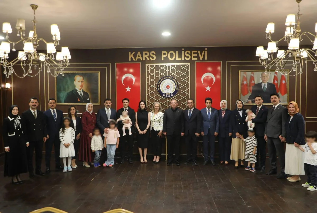Kars’ta Mülki İdare Amirlerine Duygusal Veda: Vali Polat’tan Teşekkür ve Başarı Dilekleri