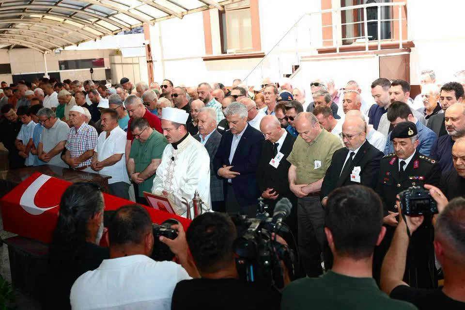 Kıbrıs Gazisi Cemil Müderrisoğlu Vefat Etti: Gazeteci Okan Müderrisoğlu’nun Acı Günü
