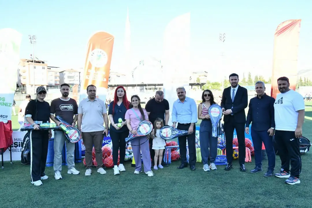 Yeşilyurt’ta Yaz Spor Okulları Açıldı: 7-18 Yaş Arası Çocuklara Ücretsiz Spor Eğitimi Fırsatı
