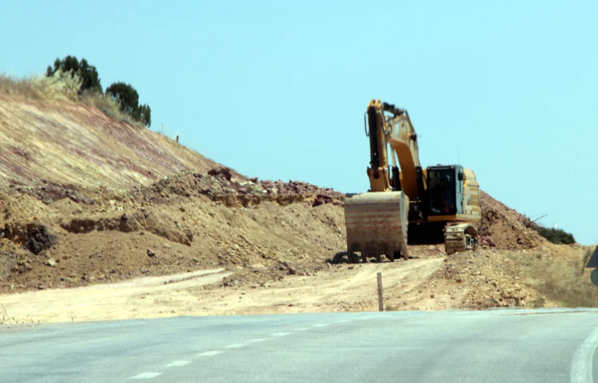 Ankara’da Ulaşım Ağını Güçlendirecek Dev Proje: Beypazarı-Nallıhan Duble Yolu İnşaatı Başladı