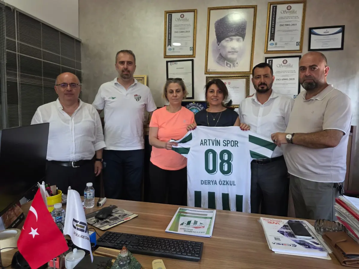 İş İnsanı Gökhan Özkül’den Artvinli Gençlere Spor Yatırımı Çağrısı: “Daha Fazla Salon, Daha Fazla Destek Şart!”