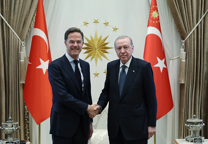 Cumhurbaşkanı Erdoğan ve NATO Genel Sekreteri Stoltenberg’den Önemli Görüşme