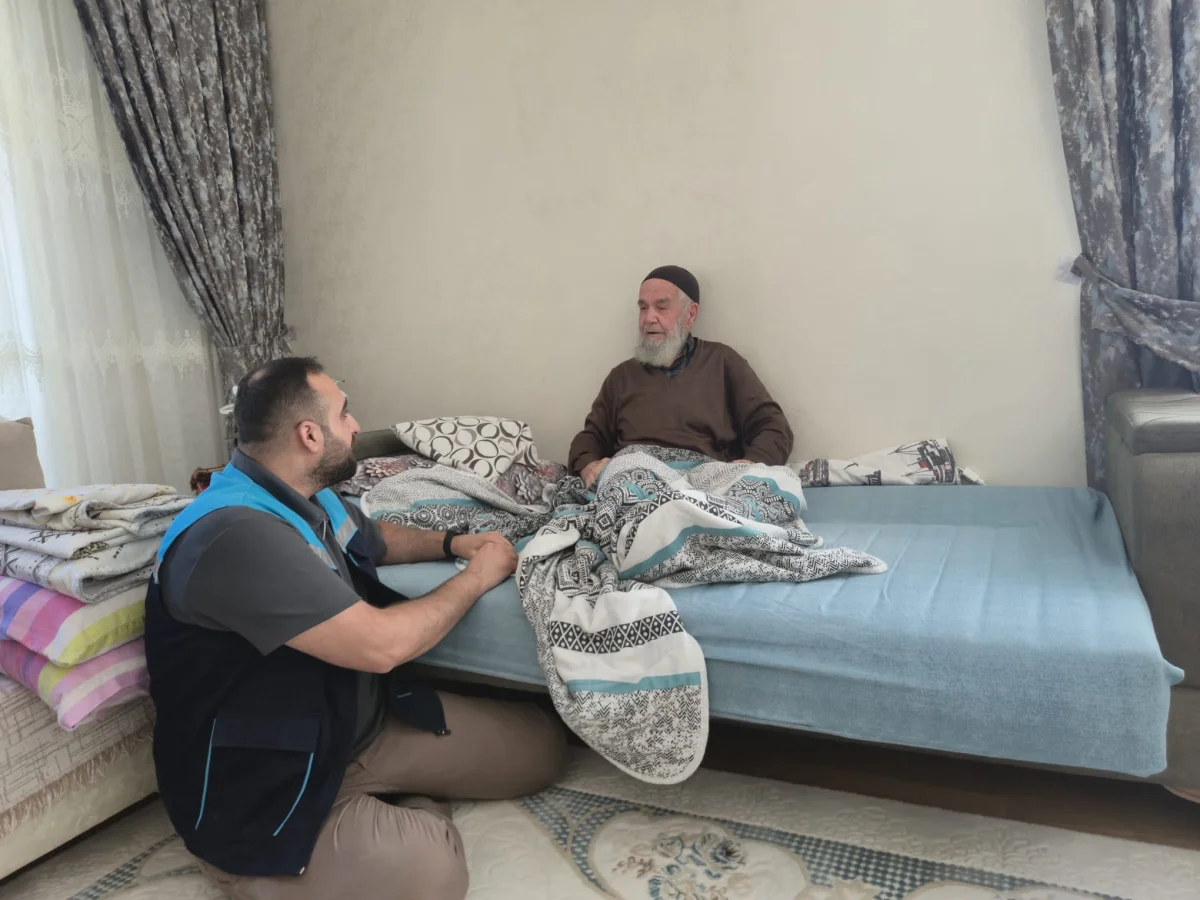 Battalgazi Belediyesinden Yerinde Sosyal Destek: Yaşlı ve Engelli Vatandaşlara Hane Ziyaretleri