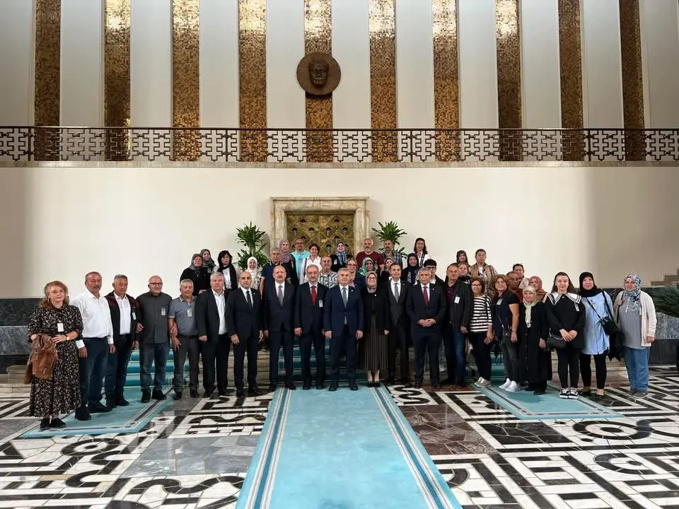 AK Parti Milletvekili Canbey, Balıkesir ve Antalya’da Eş Zamanlı Çalışmalarını Sürdürüyor