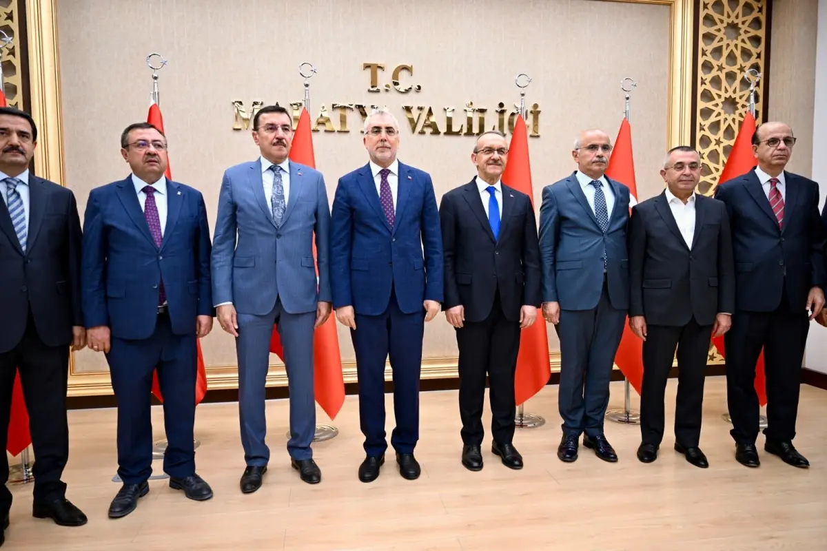 Bakan Işıkhan Malatya’da: Valilik Ziyareti ve Yoğun Gündem