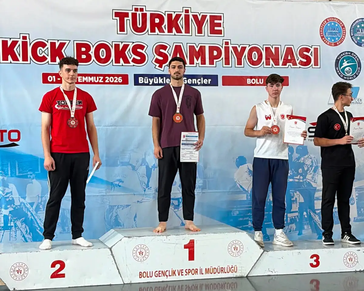 Elazığlı Kick Boksçular Bolu’da Türkiye Şampiyonası’na Damga Vurdu: 1 Şampiyonluk, 2 Üçüncülük!