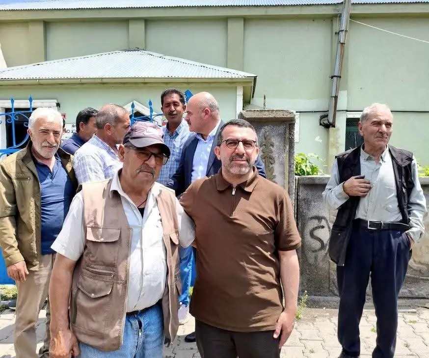 Milletvekili Adem Çalkın, Kars OSB’de Vatandaşlarla Buluştu: Birlik ve Beraberlik Mesajı Verdi