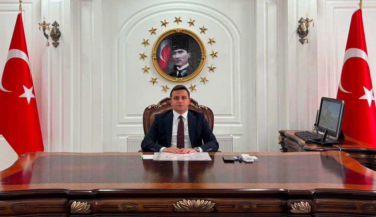 Digor’un Yeni Kaymakamı Abdulkadir Zengin Görevine Başladı: Vatandaş Odaklı Hizmet Vurgusu