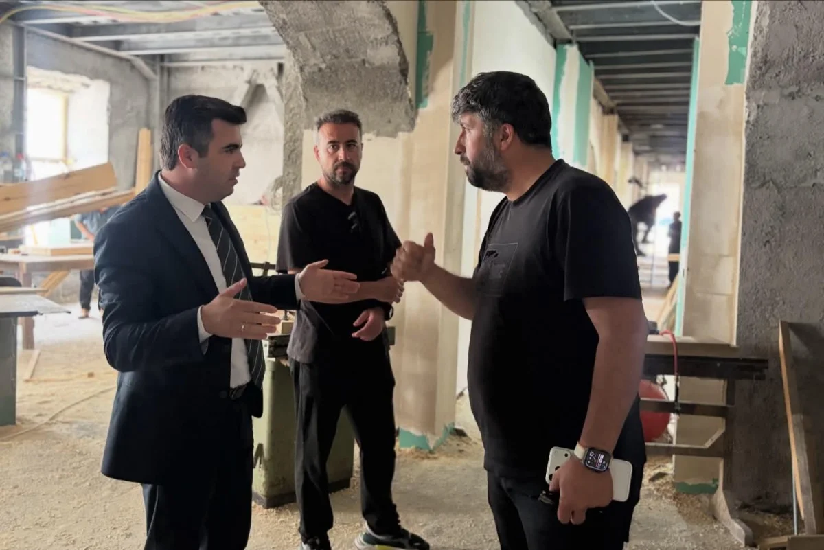Susuz’da Yeni Hükümet Konağı Restorasyonu Tam Gaz: Kaymakam Öztürk Sahada İnceleme Yaptı