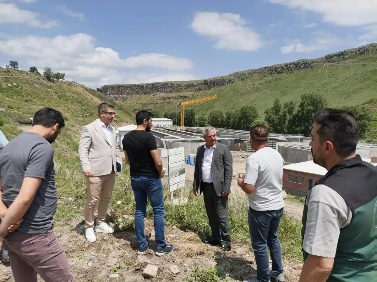 DSİ Bölge Müdürü Serdar Kotan, Kars’taki Kritik Su Projelerini Yerinde İnceledi: Atıksu Arıtma ve Kağızman Barajı Tamamlanıyor