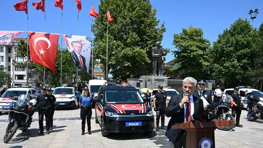 Düzce’de Hayırseverler Polis Teşkilatına 24 Yeni Araç Kazandırdı
