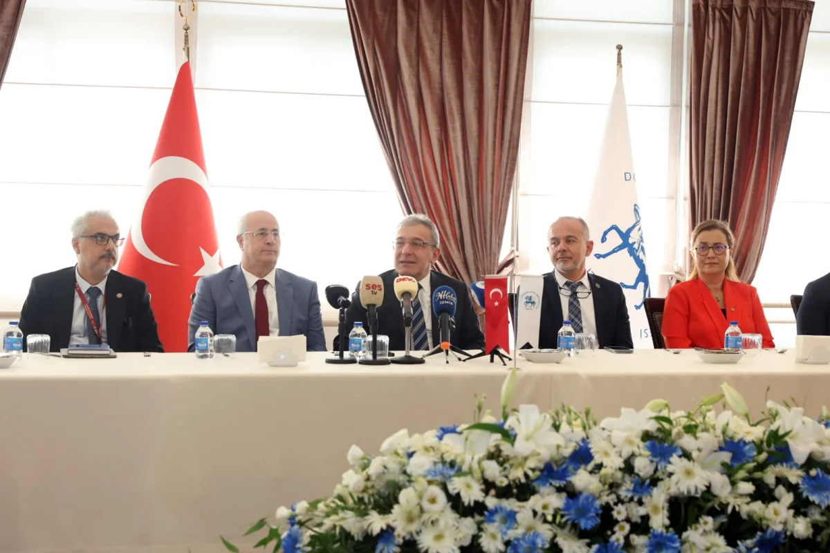 Dokuz Eylül Üniversitesi’nden Yeni Hamleler: İngilizce Tıp ve Havacılık Bölümleri Açılıyor, Milli Teknoloji Atölyesi Kuruluyor