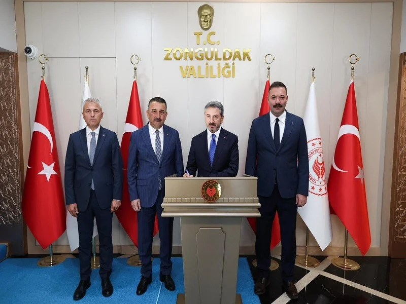 Çalışma Bakan Yardımcısı Ahmet Aydın Zonguldak’ta: Amelebirliği’nin 103. Yıl Kutlamalarına Katıldı