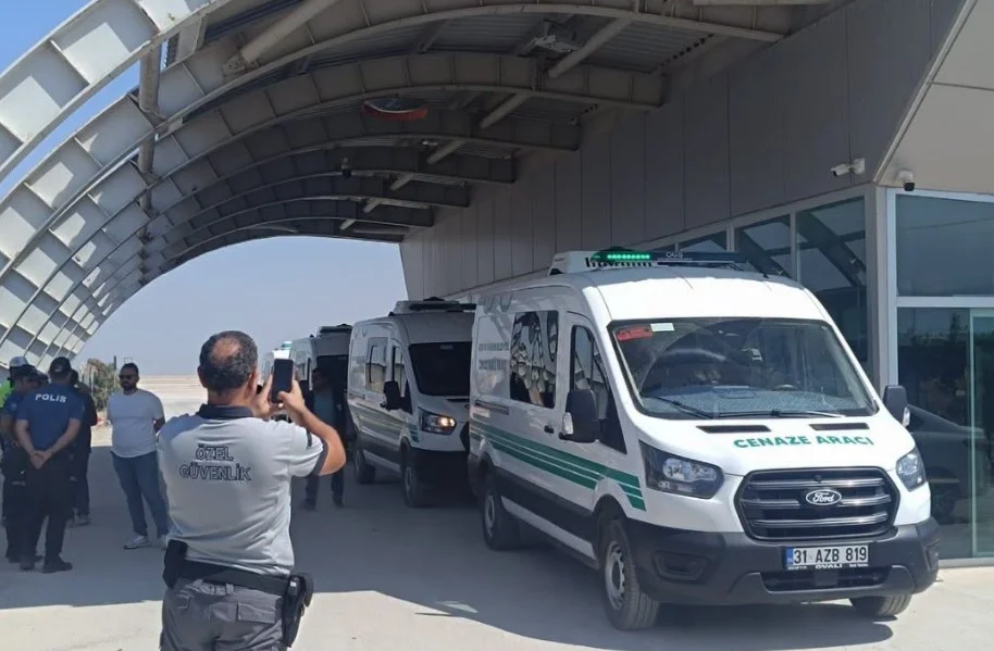 Riyad Yangınında Vefat Eden 4 Hataylı Hemşehrimizin Cenazeleri Memleketlerine Getirildi