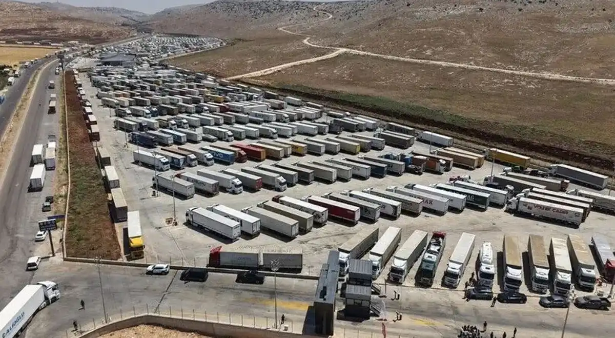 Hatay’da Cilvegözü Sınır Kapısı’na 1200 Araçlık Modern Tır Parkı Açıldı