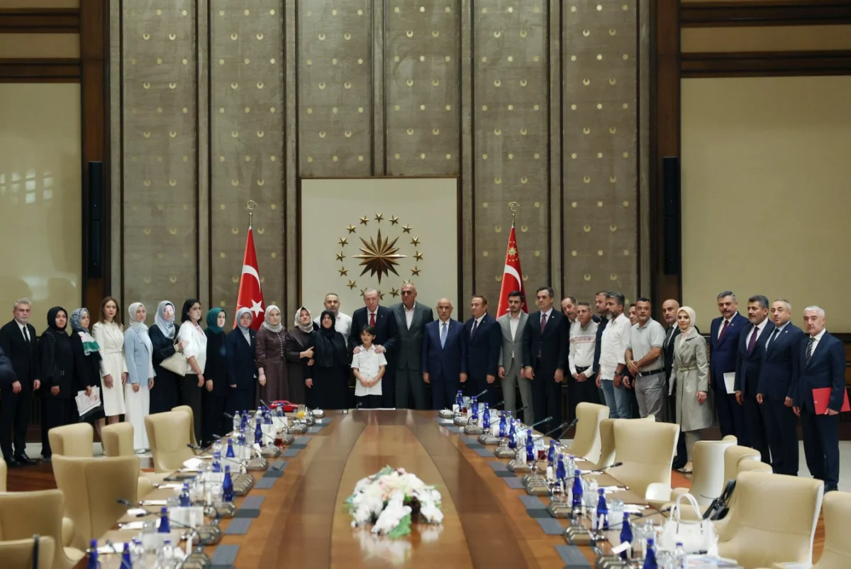 Kahramanmaraş’taki Okul Saldırısı Kurbanları Külliye’de Anıldı: İçişleri Bakanı Çiftçi’den Toplumsal Yara Vurgusu