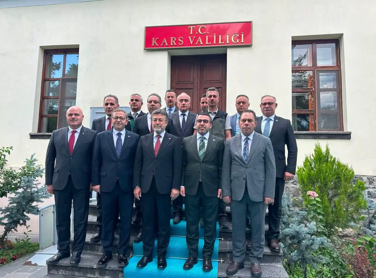 Tarım Bakanı Yumaklı Kars’ta: Yatırımlar ve Kalkınma Projeleri Masaya Yatırıldı