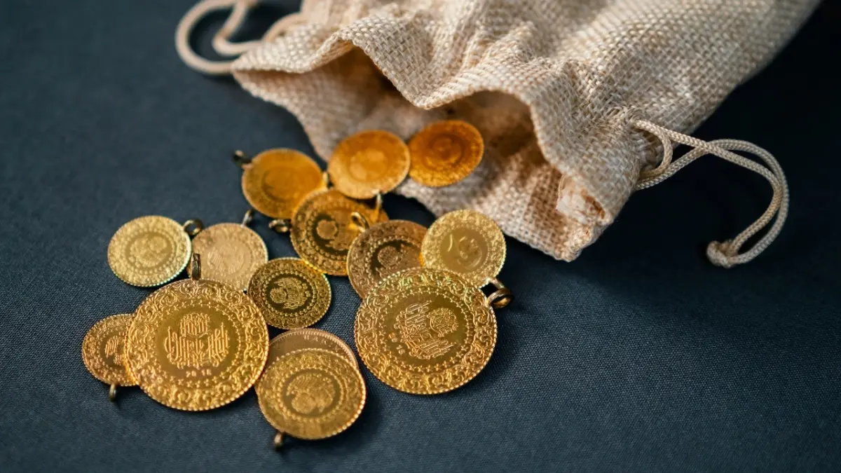 Altın Fiyatları Haftaya Düşüşle Başladı: Gram Altın Ne Kadar Oldu?