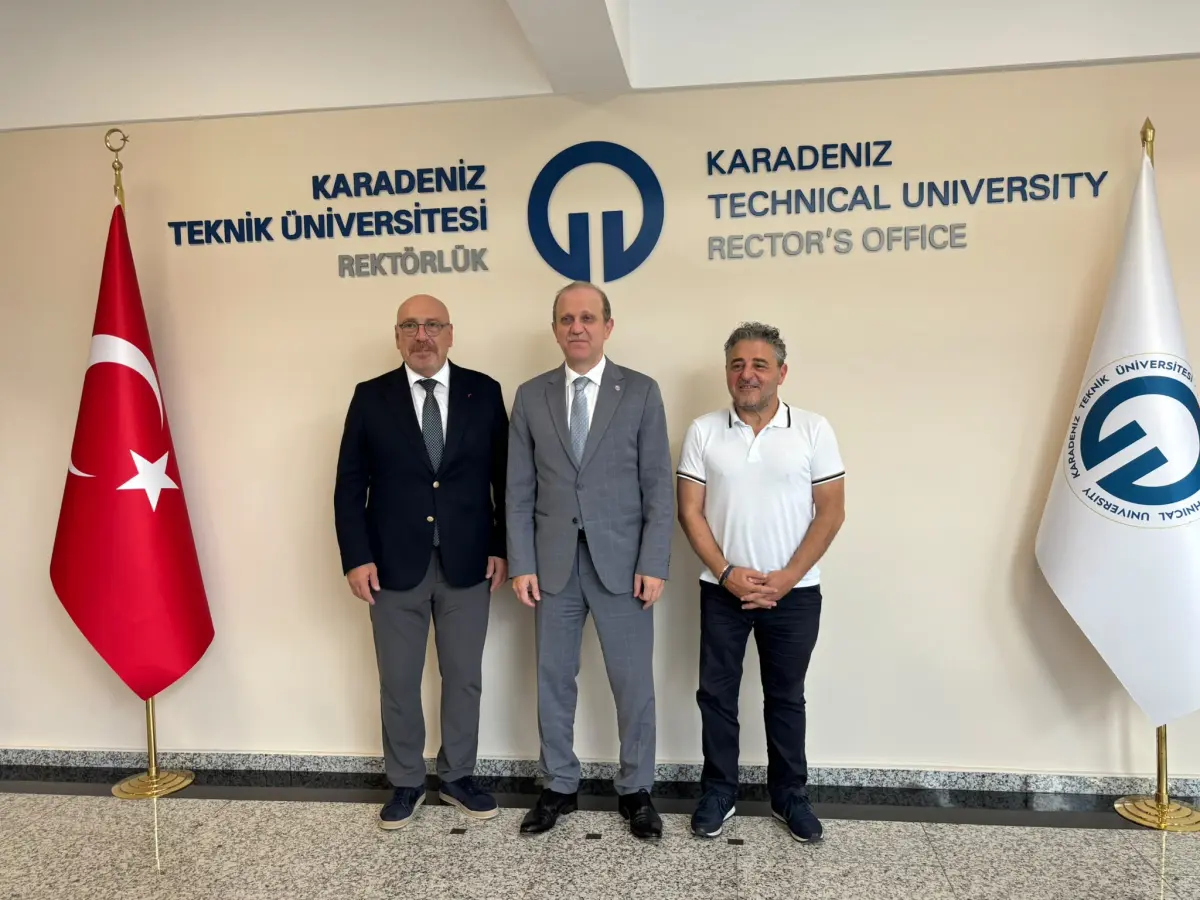 TİMBİR Heyeti KTÜ Rektörü Prof. Dr. Hamdullah Çuvalcı ile Buluştu: Türk Dünyası Medyası ve Güvenli İnternet Masadaydı