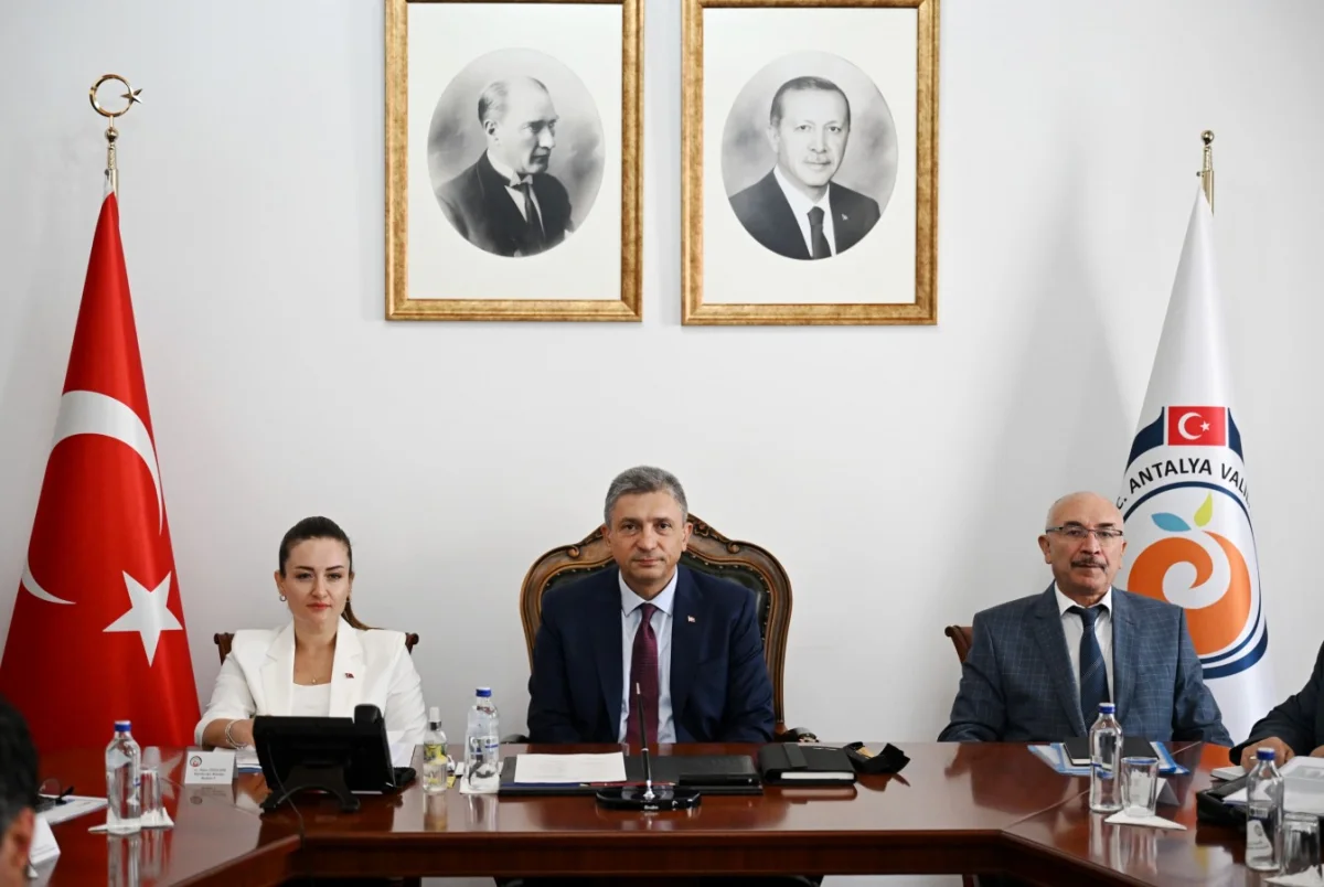 Düden Çayı Kirliliğine Karşı Sıkı Denetim: Vali Şahin’den Tavizsiz Yaptırım Vurgusu