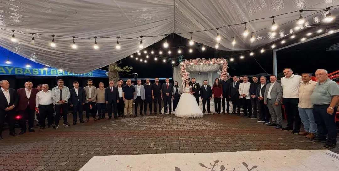 Aybastı’da Yapay Zeka İle Hazırlanan Düğün Davetiyesi Tartışması: Aileden Açıklama Geldi