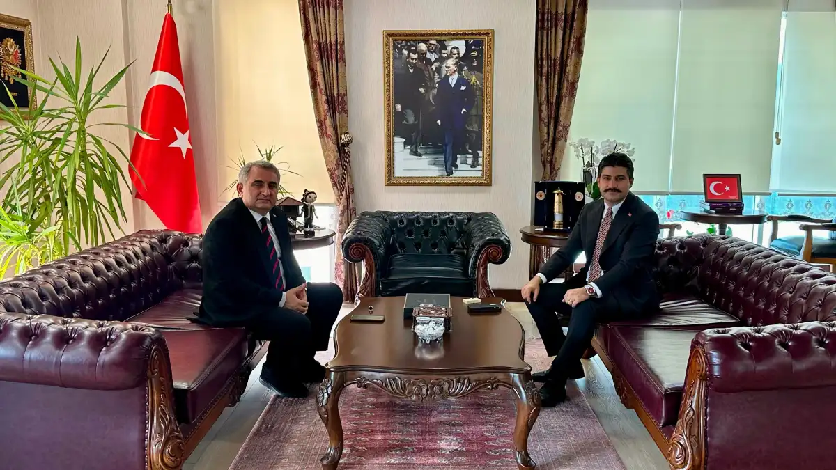 Artvin Çoruh Üniversitesi Rektörü Prof. Dr. Aydın’dan Hopa Kaymakamı Karakaya’ya Ziyaret: Eğitim İşbirliği Vurgusu