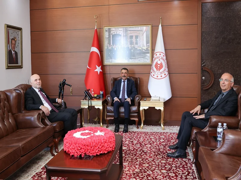Zonguldak Bülent Ecevit Üniversitesi Rektörü Prof. Dr. Ahmet Ulusoy, Vali Hacıbektaşoğlu’nu Ziyaret Etti